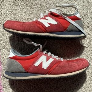 Women’s Red new balance 420 sneakers size 8